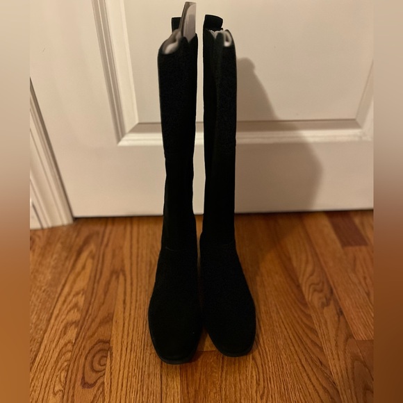 UGG Shoes - Brand New UGG Sorensen Style Black Suede Boots